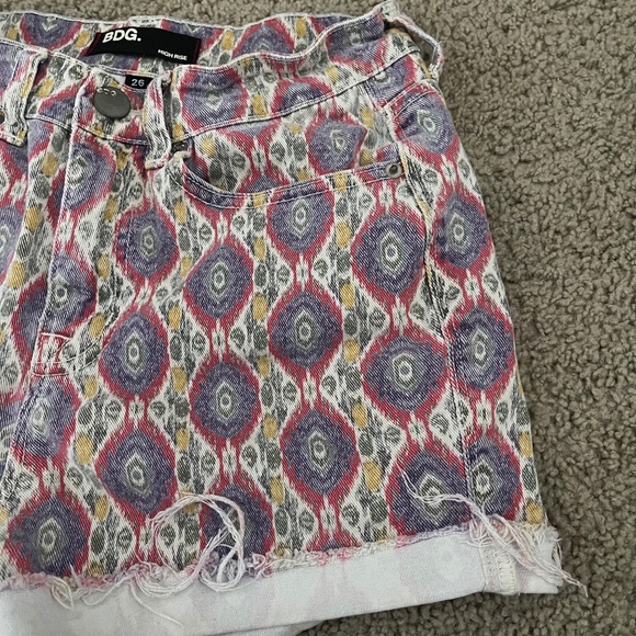 BDG High Waisted Denim Shorts - Picture 3 of 4
